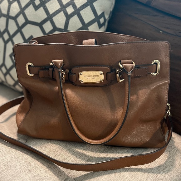Michael Kors Tan Leather Hamilton Satchel - Picture 2 of 8